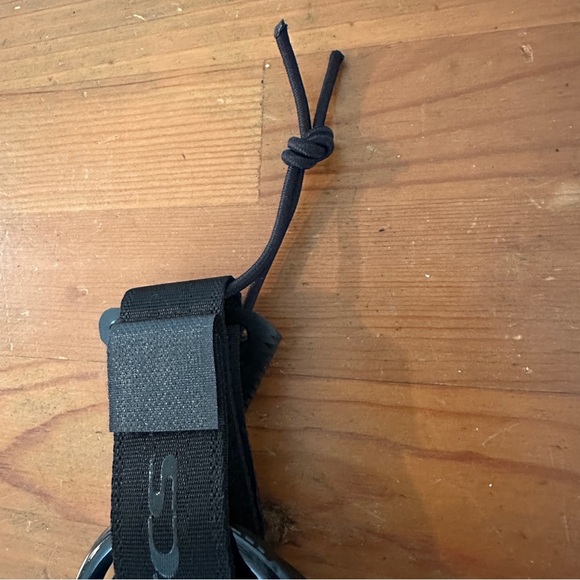 NWT FCS 8 All Round Essential Series Leash - Recommended Wave Size: 2 - 8 ft - Picture 4 of 9